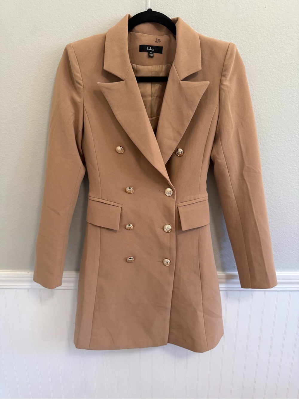 Lulu's Camel Double-Breasted Tailored Blazer - Picture 6 of 9